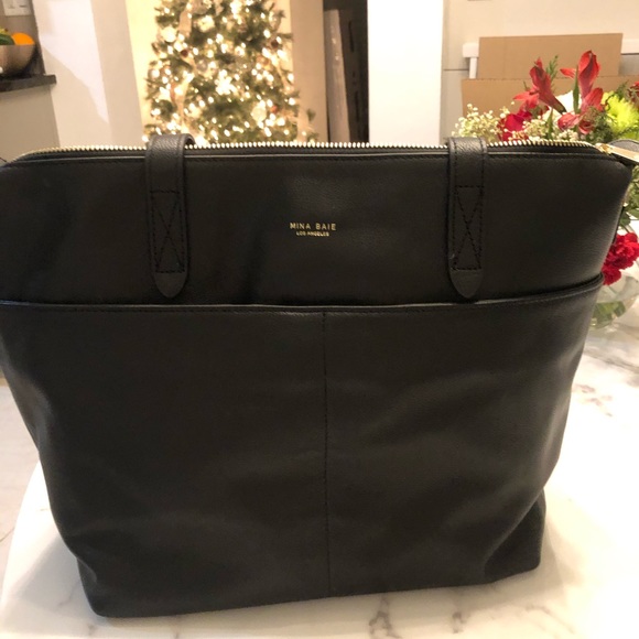 mina baie changing pad